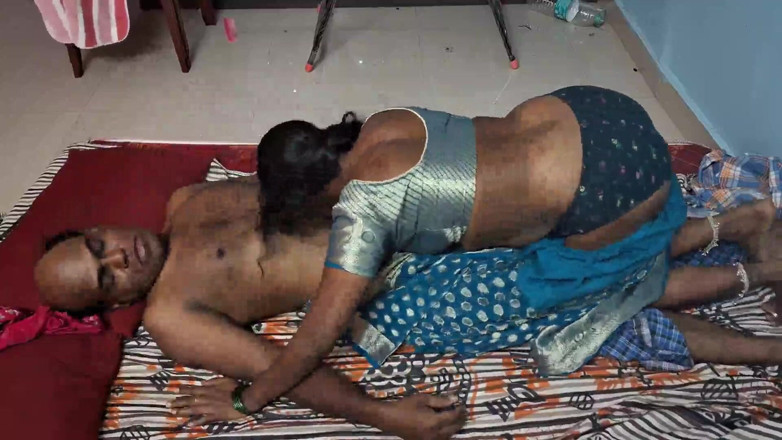 Desi palace: Adult Time Indiana - esposa do interior faz sexo com seu...