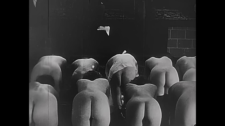 Vintage Erotic Archive: Messe Noire 1928 पुनर्स्थापित मूक कामुक फिल्म