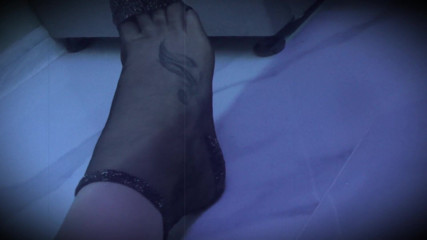 Goddess Misha Goldy: Hipnotizantes calcetines de nylon brillantes