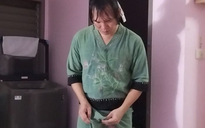 Fampfy Nana: Jag är vacker i thailändsk stil.