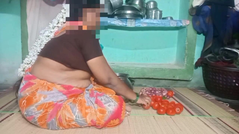 Priyanka314: สเตปป้าอินเดียนหีใหญ่เย็ดโหดในบ้านหมู่บ้าน
