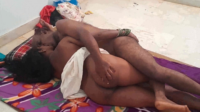 Desi palace: Indyjska gorąca ciocia wideo porno