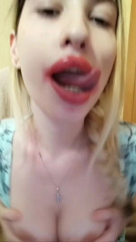 Super Lips Elza Kom