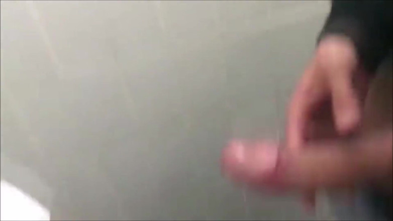DudeBln: ストレートは初めて男のお尻をファック
