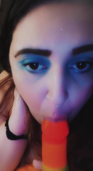 Nikki Danzig: SSBBW แร่เงี่ยนฝึกทักษะอมควย