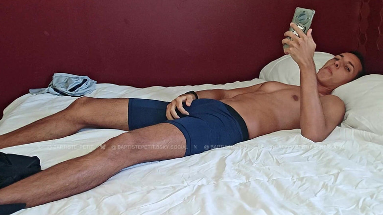 baptiste_petit: Wank on My Bed. with a Masturbator