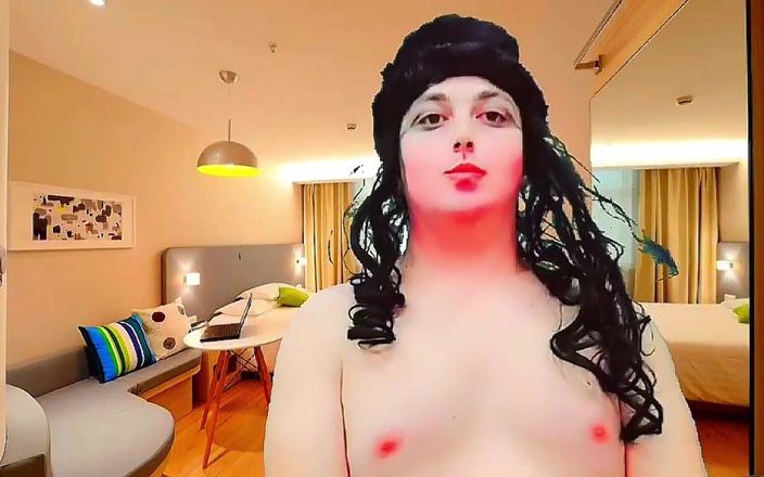 Ladyboy Kitty: Sarışın bomba: muhteşemliğimi serbest bıraktım. Bölüm 2