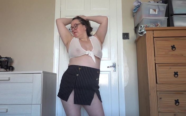 Littlevixen: Sexy sekretářka se svléká