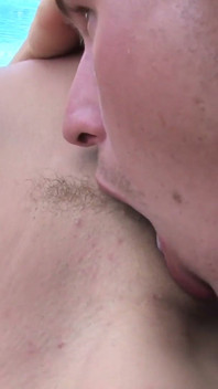 Heißer Poolsex Mit Kristine Crystalis