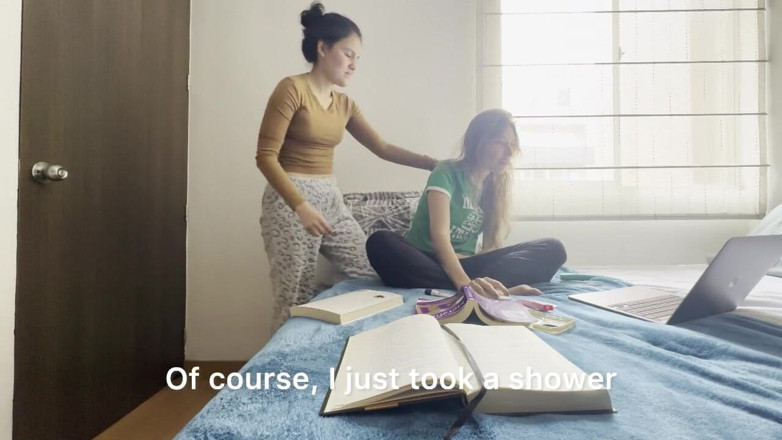 scarlettandc: Zwei college-frauen ficken hart im zimmer