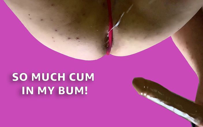 Bubble butt sluts: Aku lagi asik muasin memekku sendirian sampai crot 5 kali