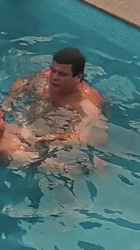 Pool Fight: Bear Chubby Vs Jobber - Naked