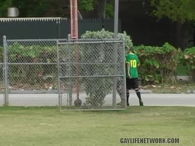 Gay Life Network: Soccer Twinks jebanie po meczu