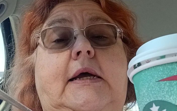 BBW nurse Vicki adventures with friends: Roze trui en sterrentieten lekker
