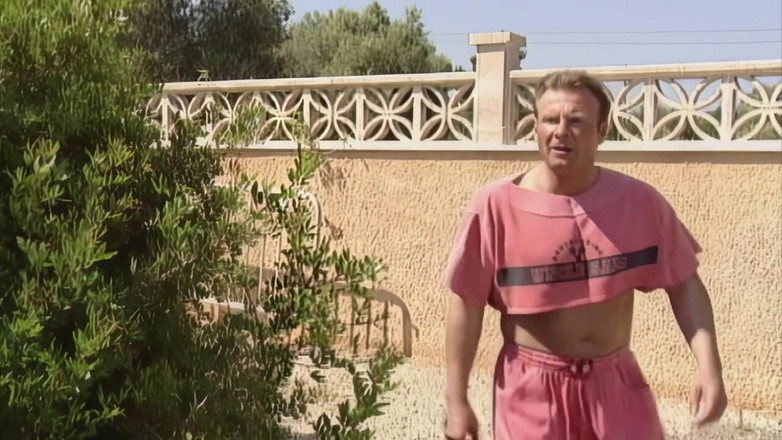 MMV BEST MOVIES AND CLIPS: Lebih panas di pantai dan keseronokan ditangkap