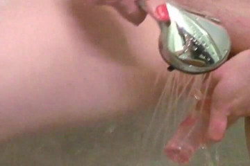 Radical: Shower time with small boobs girl