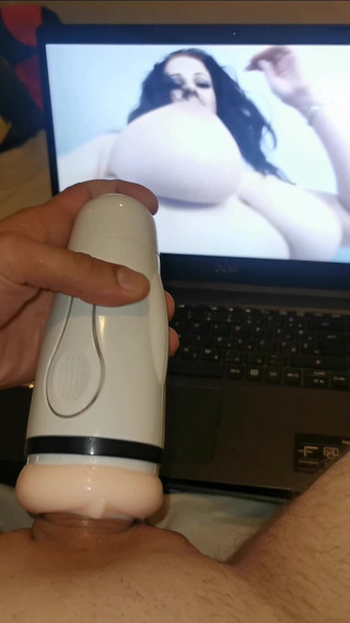 Big hard dick: Sevimli sert yarağımı sıvazlıyorum