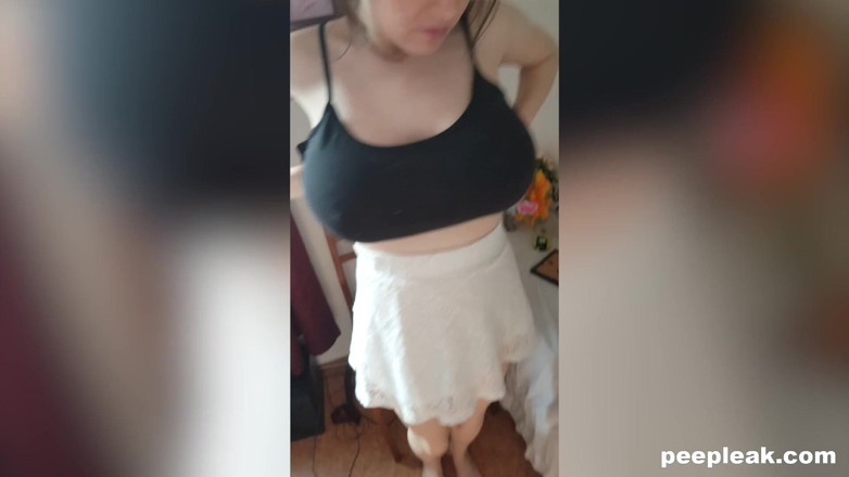 Peep Leak: İri göğüslü esmer kadınla ateşli şiplak seks - peepleak
