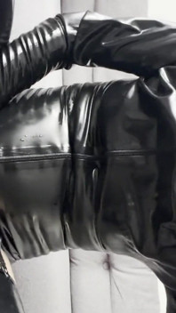 Masturbation in Rubber