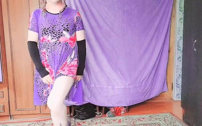 Kitty_Cross: 纯粹的优雅人格化：庆祝白人身体的永恒美丽和优雅