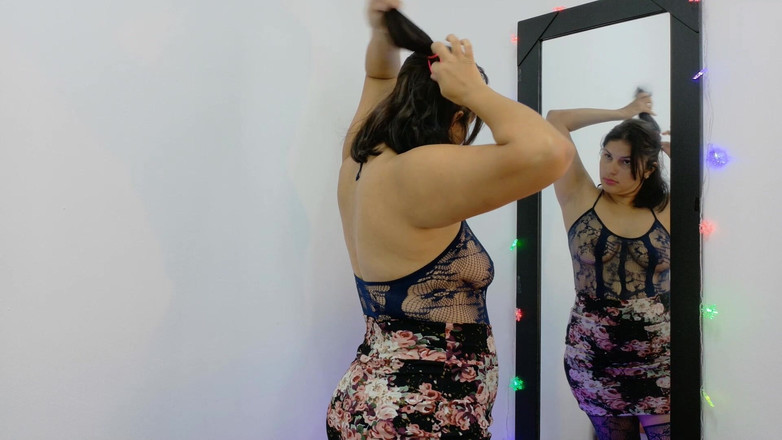 Scarletttejones: あなたのために準備しています