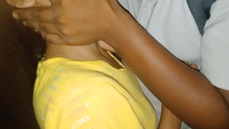 NikiRathod: Blowjob dalam hutan pada waktu malam dengan Divya - Siri blowjob