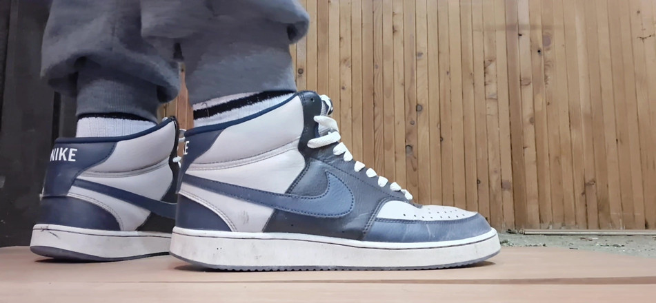 jerkofflover: Pantofi Nike pe picioarele mele