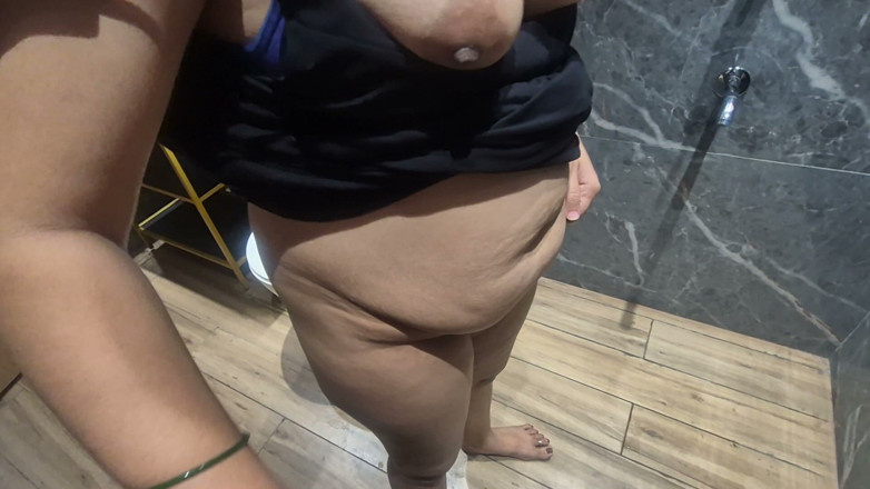 Nj roxzz: Sister-in-law Helped Me to Ejaculate