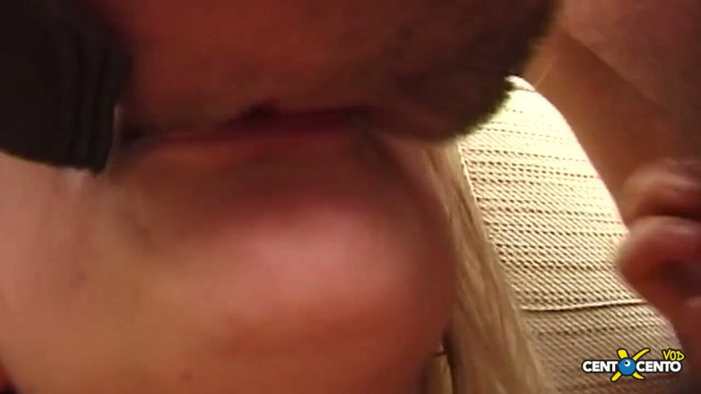 Topaweb: Tongen van super lesbiennes boren. Penetraties met boter. Dorstige lesbiennes,...