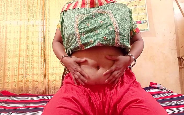 HotsexGirl: Aku sendirian gara-gara suamiku lagi nggak di rumah