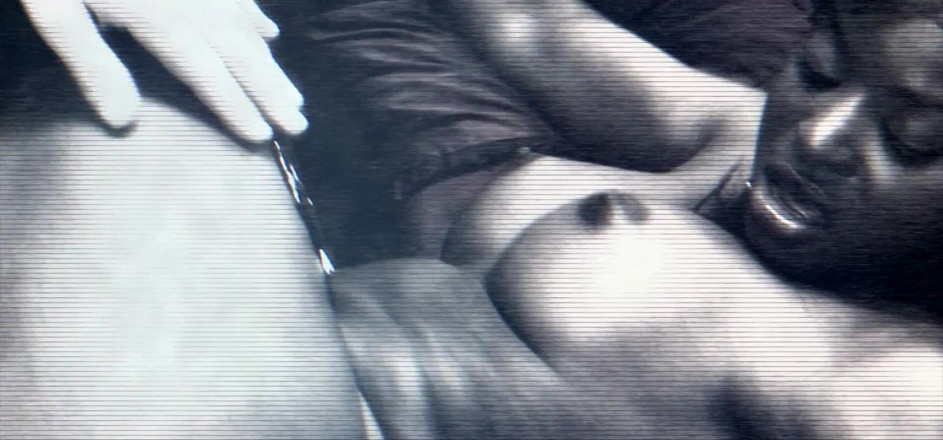 DaringPureXXX: Olgun orta yaşlı seksi kadın götünü genişletir