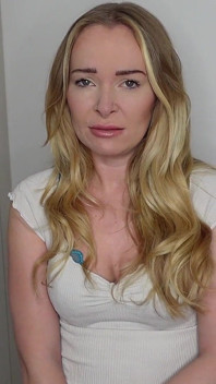 MILF réticente, facial et creampie