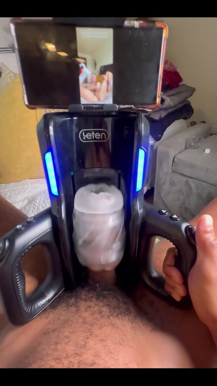 Tony Genius: Pro de propulseur masturbateur