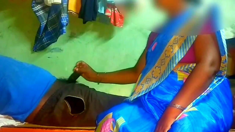 Desi Sathiya: Indische huisvrouw tante Blowjop