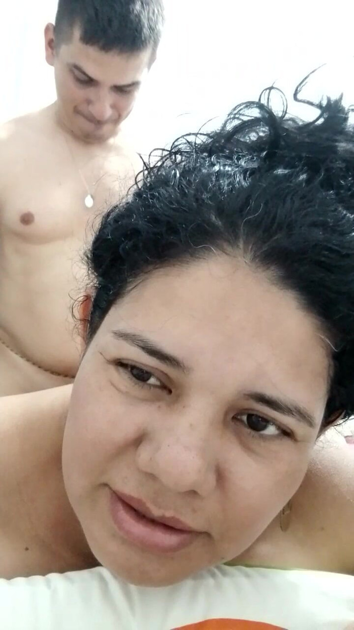 Valkyrie and Luigy Couple: Đôi mắt yêu nhau, bàn tay vắt sữa đó: bộ đôi hoàn...