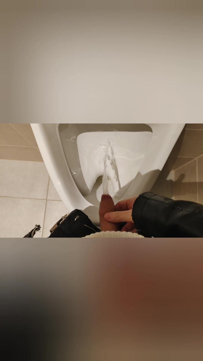 Bayer911: Young Skinny White Boy Piss Mix