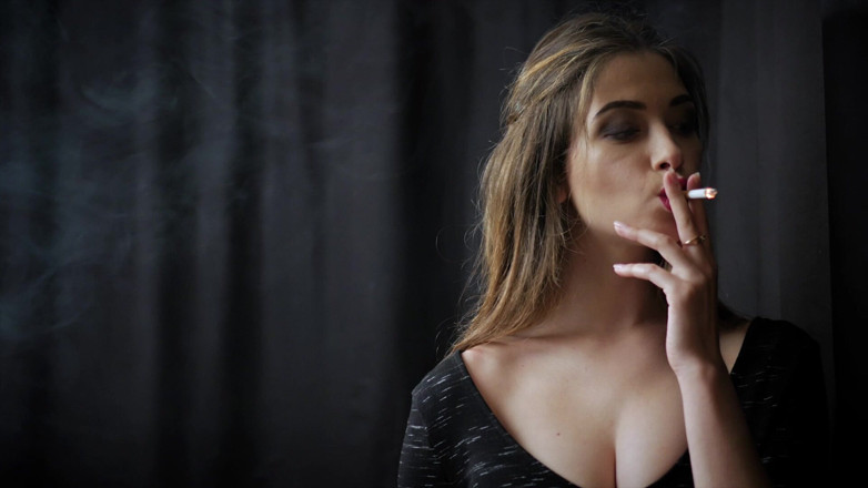 Russian Smokers: Gorgeous Babe Irina Posing on Camera While Smoking a Cigarette (hd)