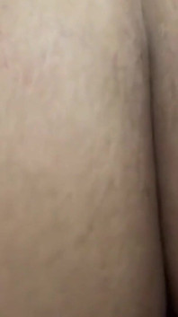 แม่เลี้ยงเซ็กซี่ของเพื่อนสนิทยื่นตูดใหญ่ให้ฉันเย็ดท่าโดกี้