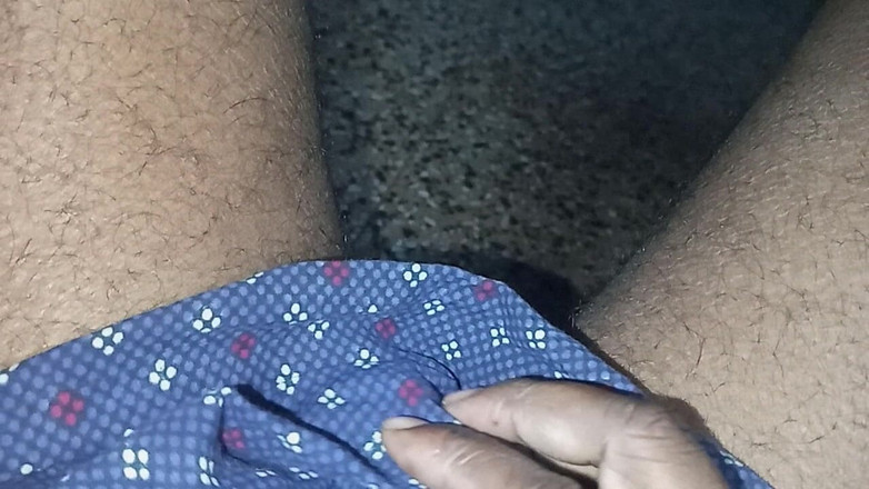 Sweet Indian cock: Minha sala de escritório da esposa em Dubai. Lambendo meu...