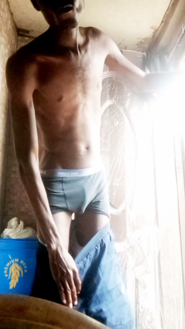 Rickgoldx12: I Show It Come and Bath with Me