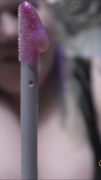 Joi gloss bibir