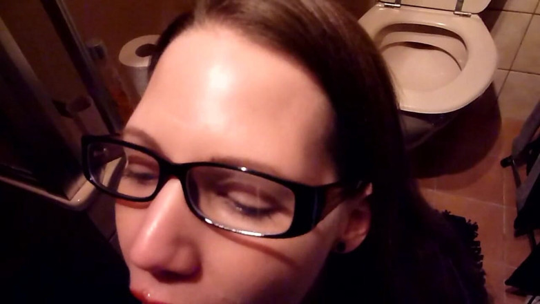Viktoria Goo: German librarian with glasses used as pissdrinking slut
