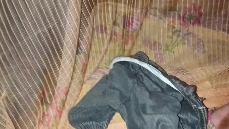 Dogrupali69: Rela istriku dientot gaya doggy di rumah