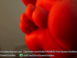 Dr. Foot Queen Goddess: 红色照明绷带脚底