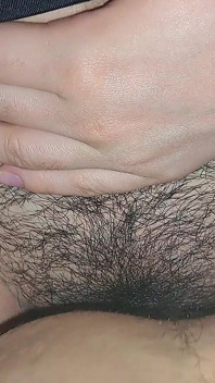 Desi moja przyrodnia siostra uczy mnie podczas