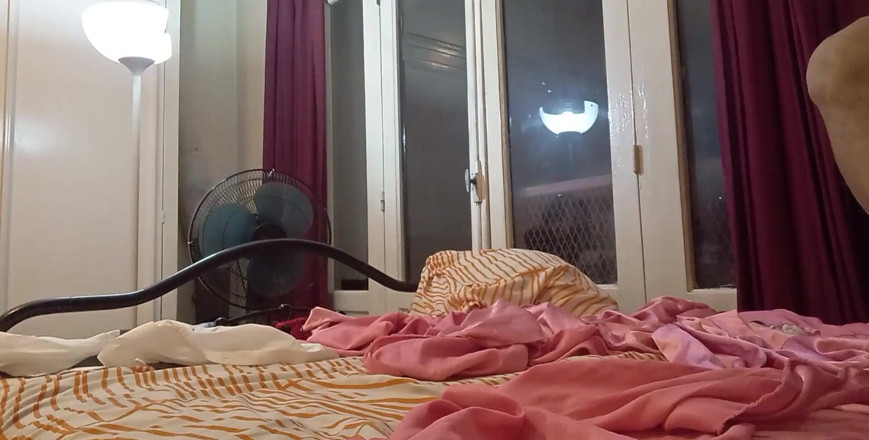 Sexy O2: Seksi o2, 817 - Fransız sürtük domaltarak sikişiyor, Fransız edepsiz konuşma, bakış...