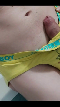 Cumming in my yellow underwear!