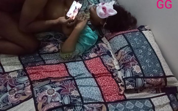 Girlgroup: Dicke möpse, desi bhabi, bekommt ihren arsch und ihre muschi...