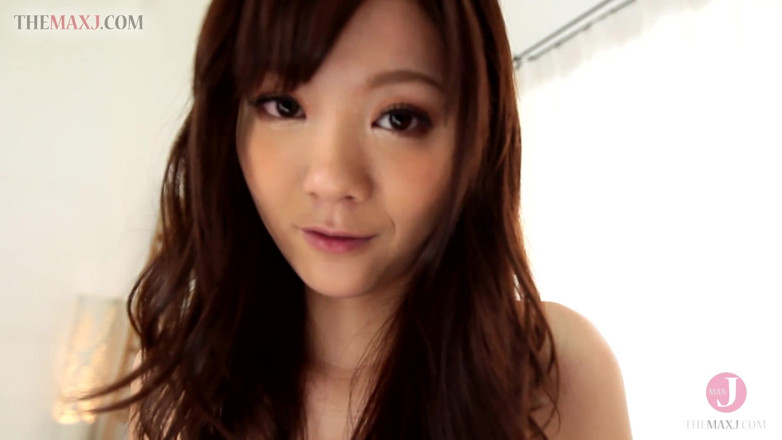 Asian happy ending: Hairy small tits Asian chick masturbating hard