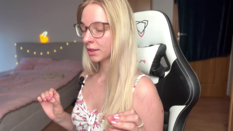 Goddess_Bella_Rae: 4 Steps to Manipulate a Slave Dominatrix Guide